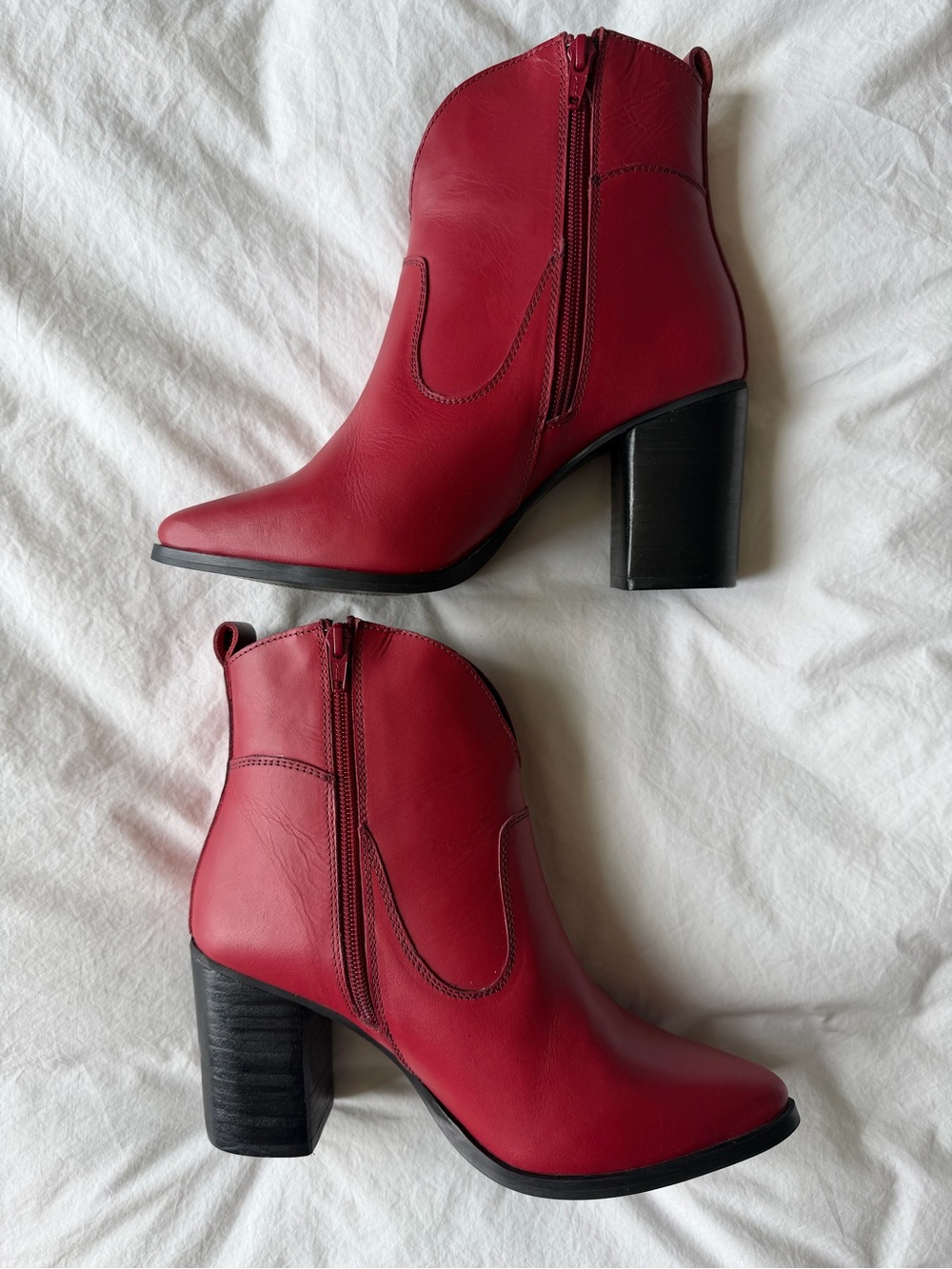 Nasty Gal Red Pointed Toe Ankle Boots with Block Heel - Picture 3 of 14